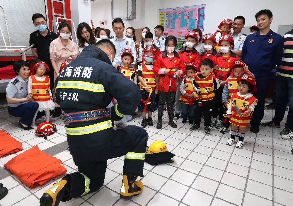 消防家庭日 温馨迎“六一”
